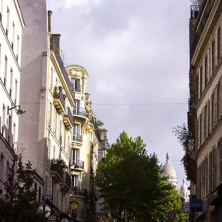 Superb Near Montmartre